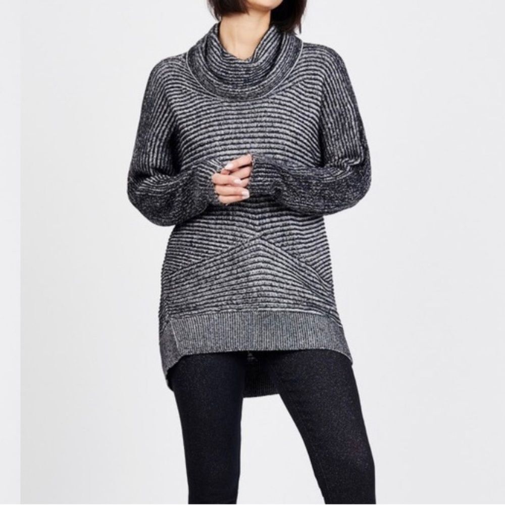 Heathered Cowl Neck Sweater Tunic Length Small